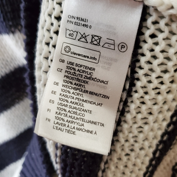 H&M Short Sleeve Sweater Navy-white - Picture 5 of 5